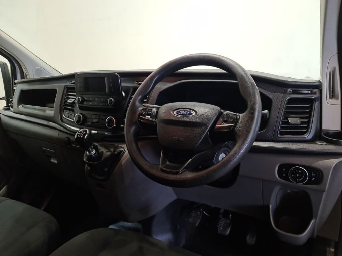 2025 Ford Transit Custom