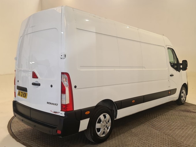 2025 Renault Master