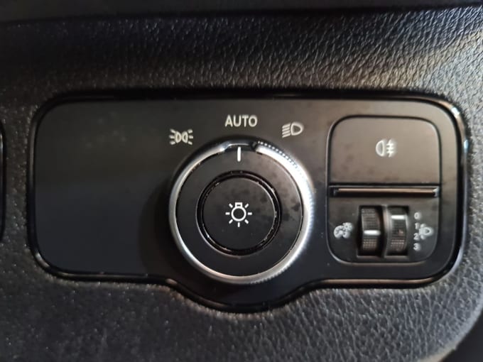 2025 Mercedes-benz Sprinter