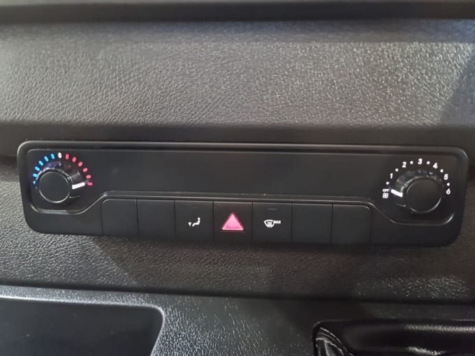 2025 Mercedes-benz Sprinter