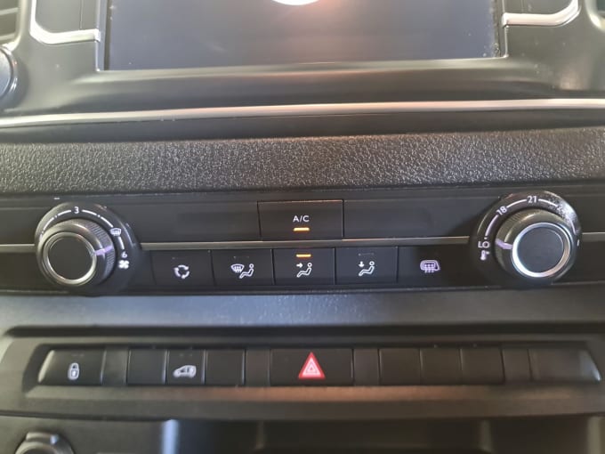 2025 Vauxhall Vivaro