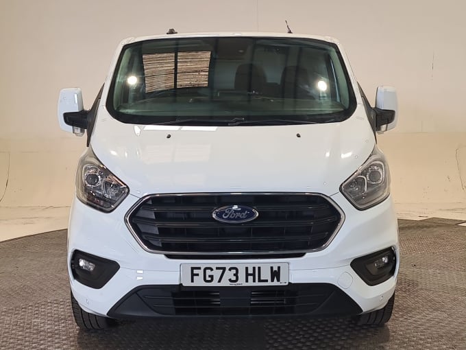 2025 Ford Transit Custom