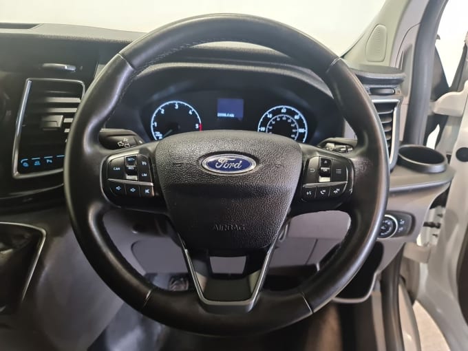 2025 Ford Transit Custom