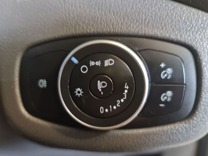 2025 Ford Transit Connect