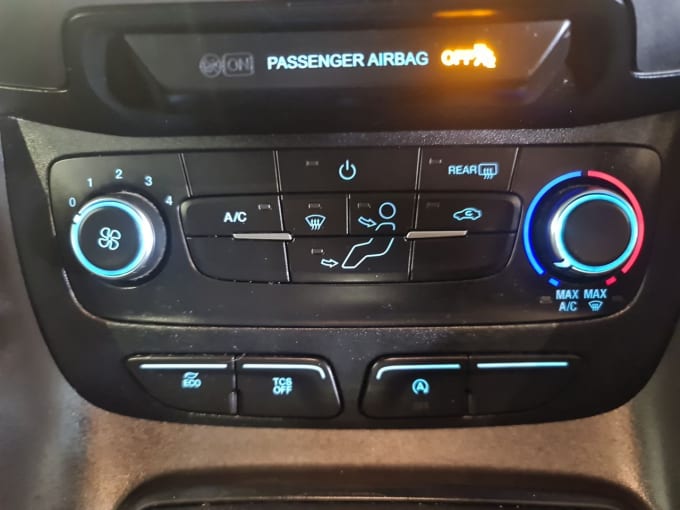 2025 Ford Transit Connect
