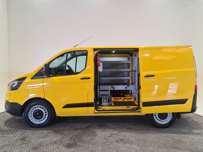 2025 Ford Transit Custom