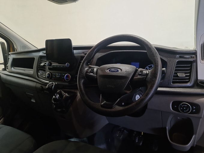 2025 Ford Transit Custom
