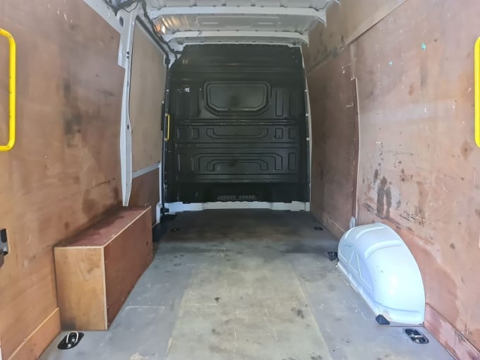 2025 Volkswagen Crafter