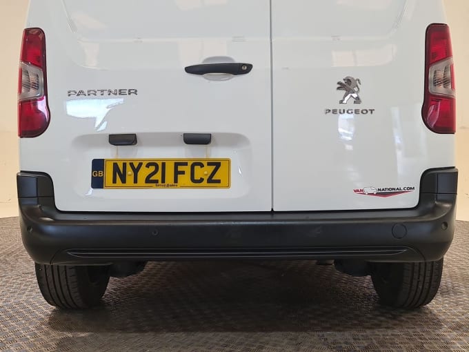 2025 Peugeot Partner