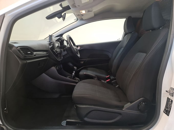 2025 Ford Fiesta Van