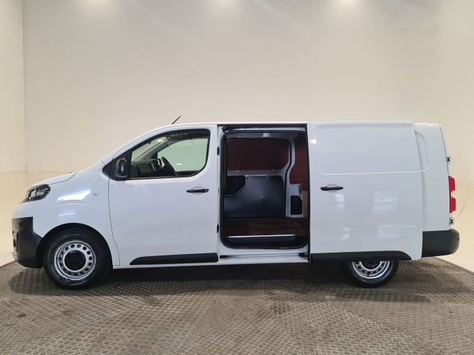 2025 Vauxhall Vivaro