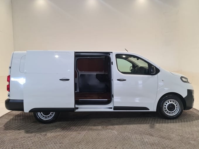 2025 Vauxhall Vivaro