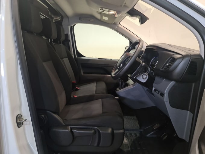 2025 Vauxhall Vivaro
