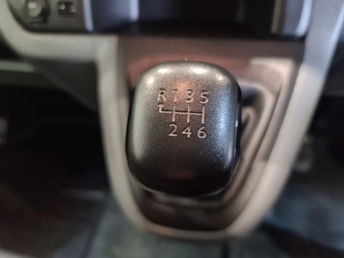 2025 Vauxhall Vivaro