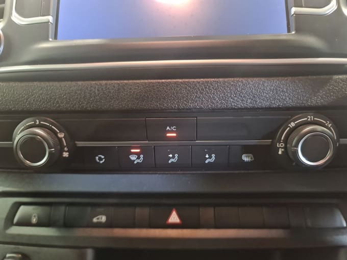 2025 Vauxhall Vivaro