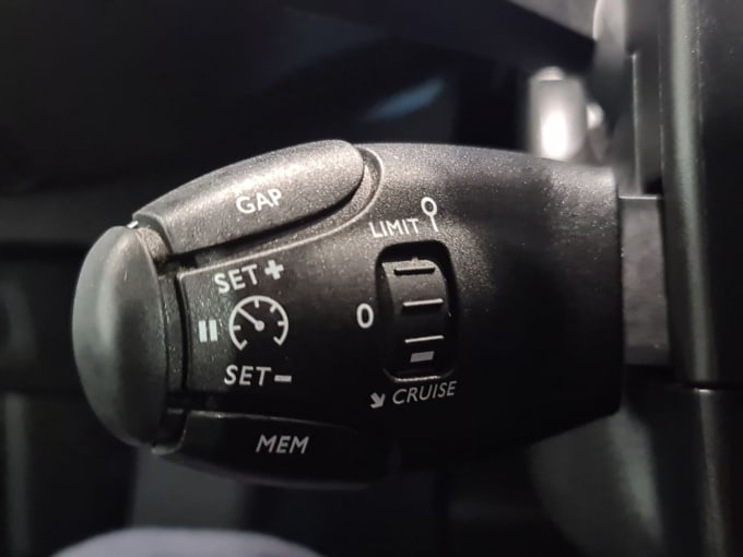 2025 Vauxhall Vivaro