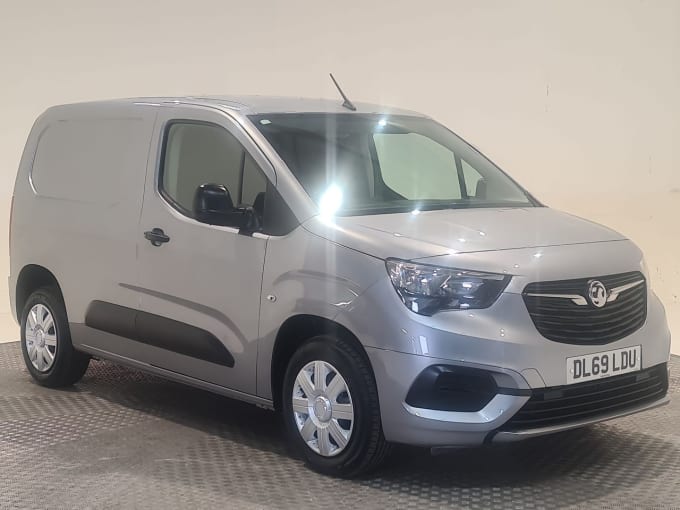 2025 Vauxhall Combo