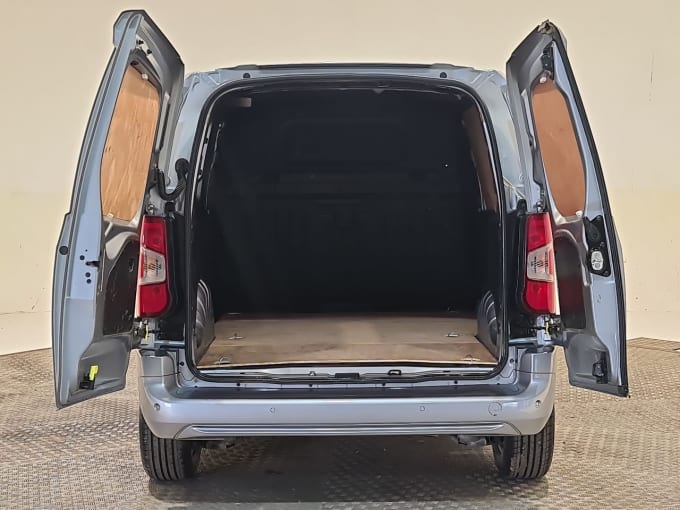 2025 Vauxhall Combo