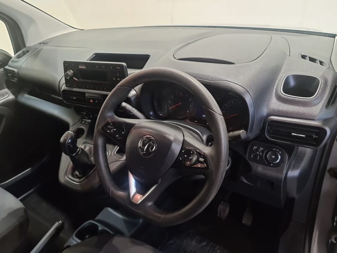 2025 Vauxhall Combo