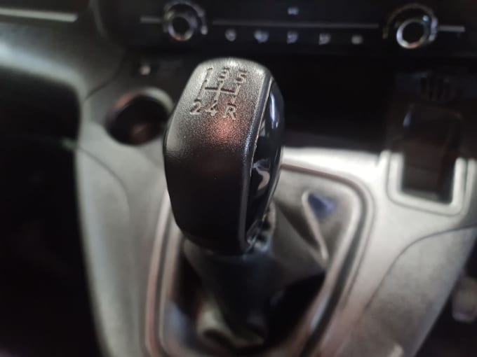 2025 Vauxhall Combo
