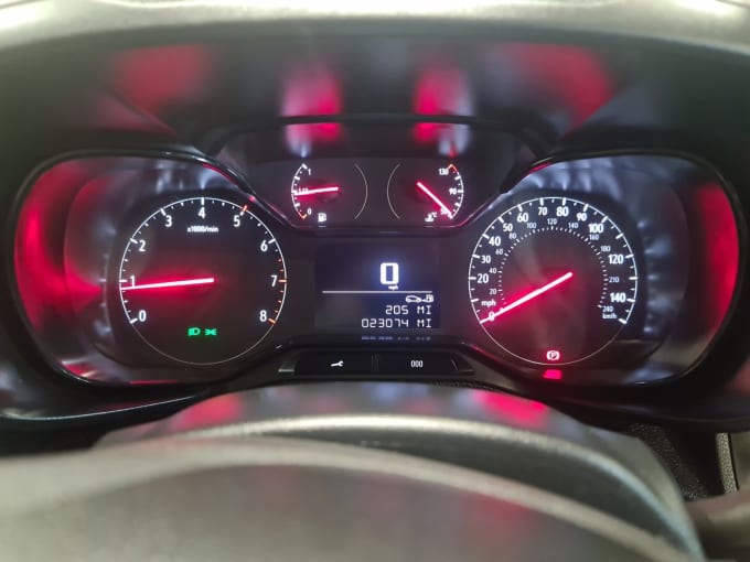 2025 Vauxhall Combo