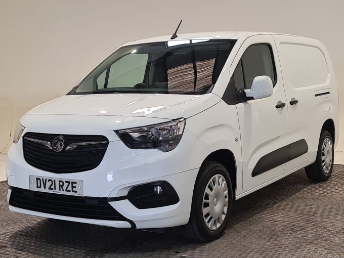 2025 Vauxhall Combo