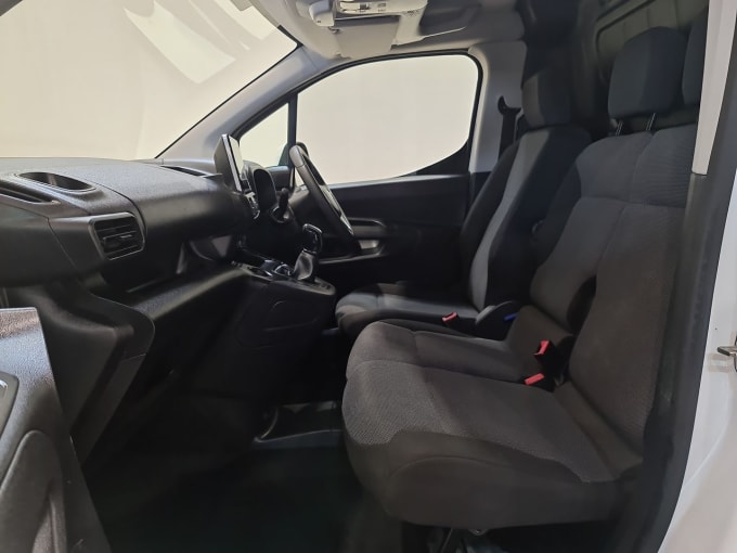 2025 Vauxhall Combo