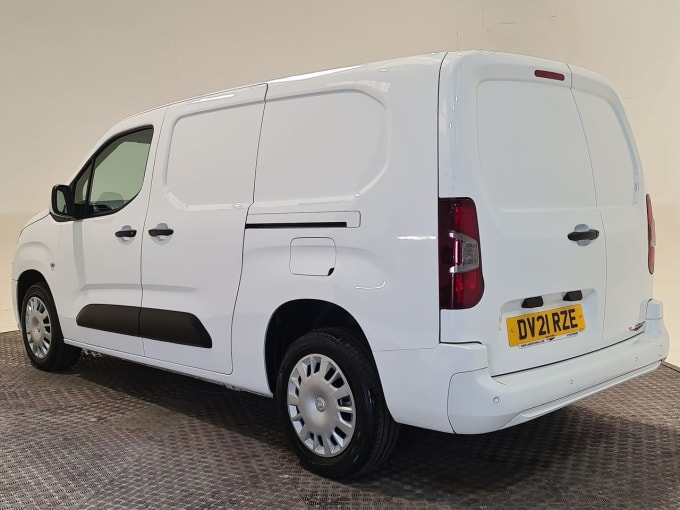 2025 Vauxhall Combo