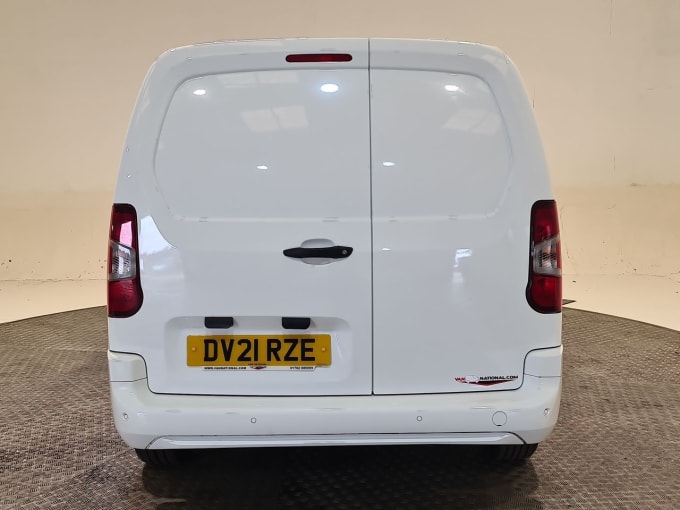 2025 Vauxhall Combo