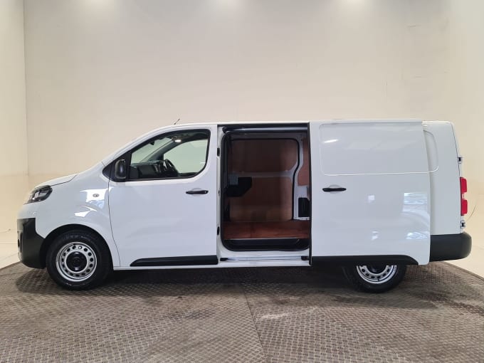 2025 Vauxhall Vivaro