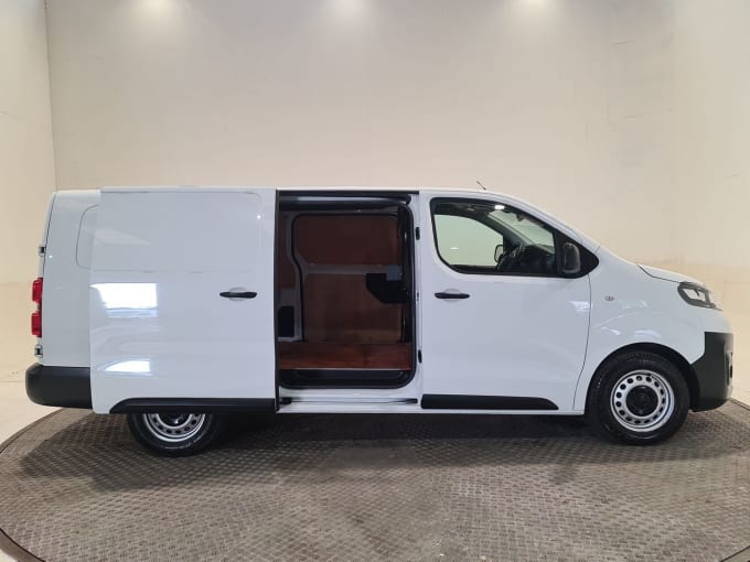 2025 Vauxhall Vivaro