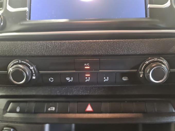 2025 Vauxhall Vivaro