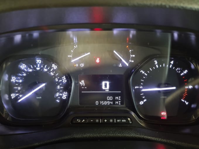 2025 Vauxhall Vivaro