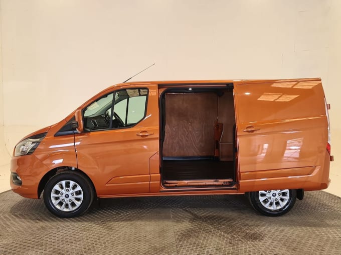 2025 Ford Transit Custom