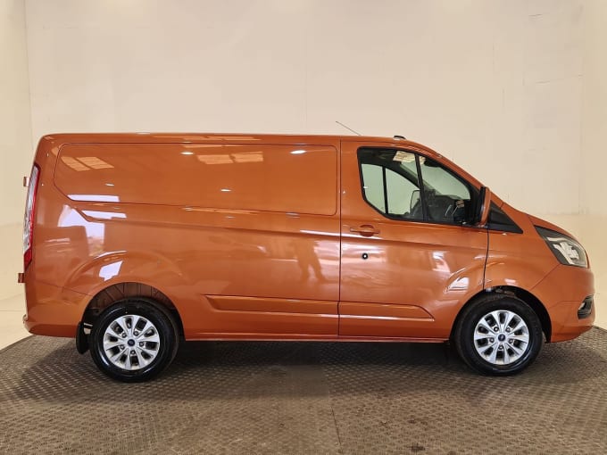 2025 Ford Transit Custom