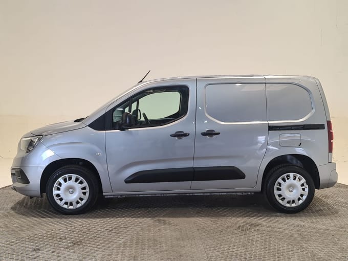 2025 Vauxhall Combo