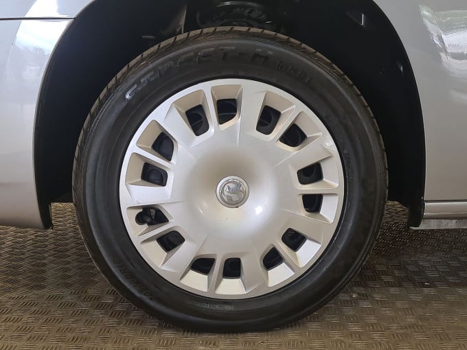 2025 Vauxhall Combo