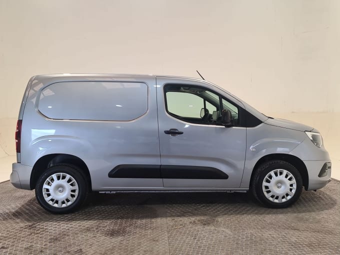 2025 Vauxhall Combo