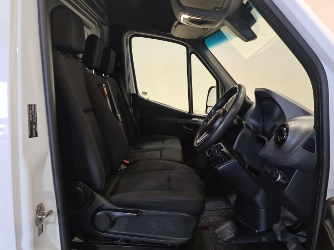 2025 Mercedes-benz Sprinter