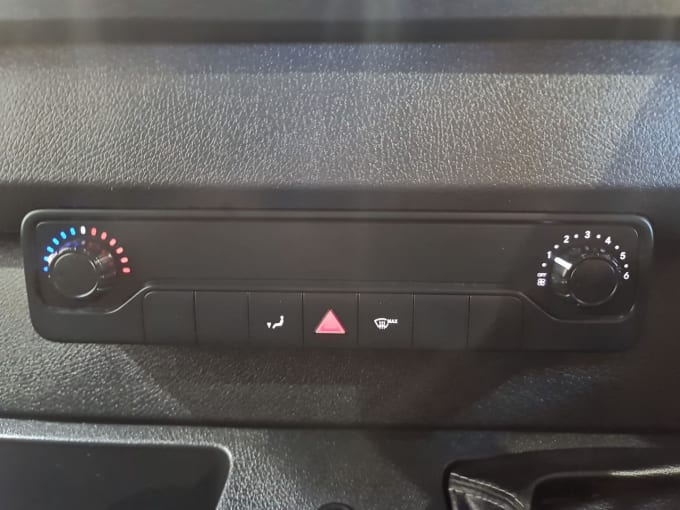 2025 Mercedes-benz Sprinter
