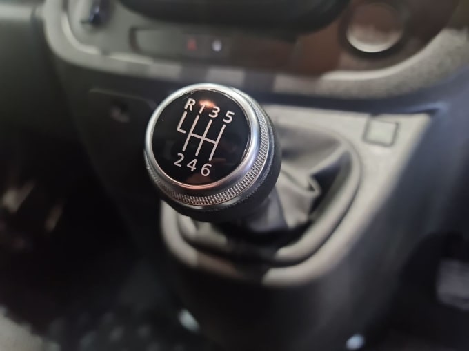 2025 Renault Trafic
