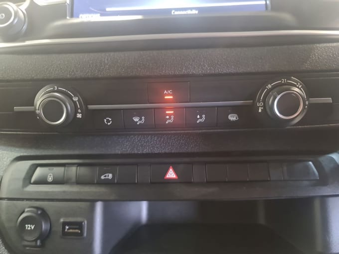 2025 Vauxhall Vivaro