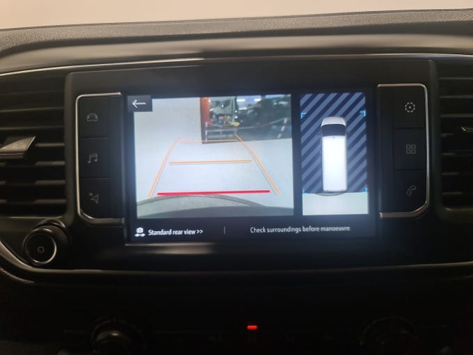 2025 Vauxhall Vivaro