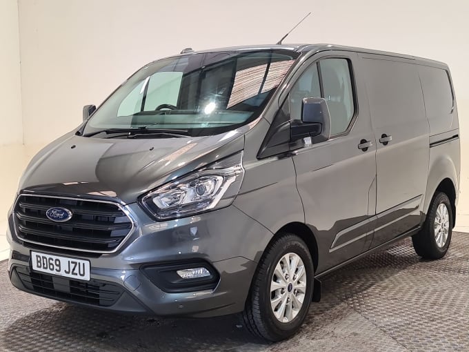 2025 Ford Transit Custom