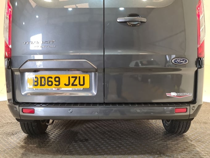 2025 Ford Transit Custom
