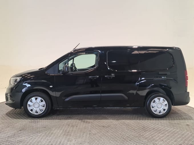 2025 Vauxhall Combo