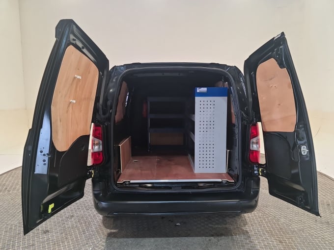 2025 Vauxhall Combo