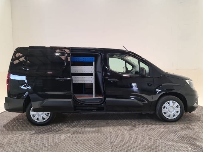 2025 Vauxhall Combo