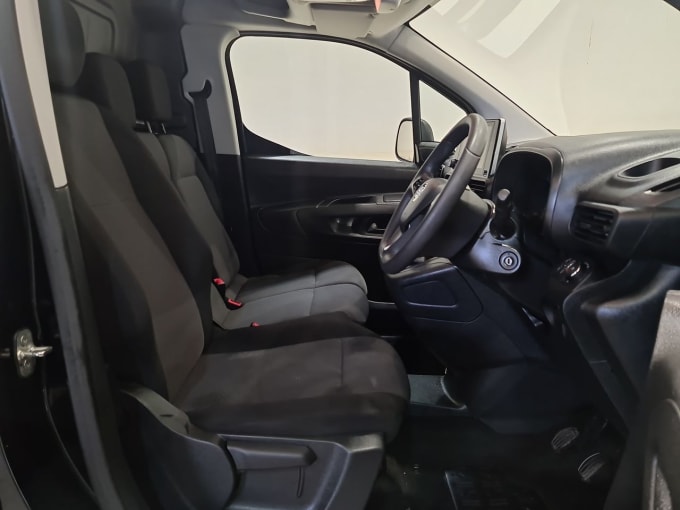 2025 Vauxhall Combo
