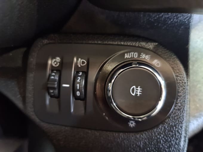 2025 Vauxhall Combo